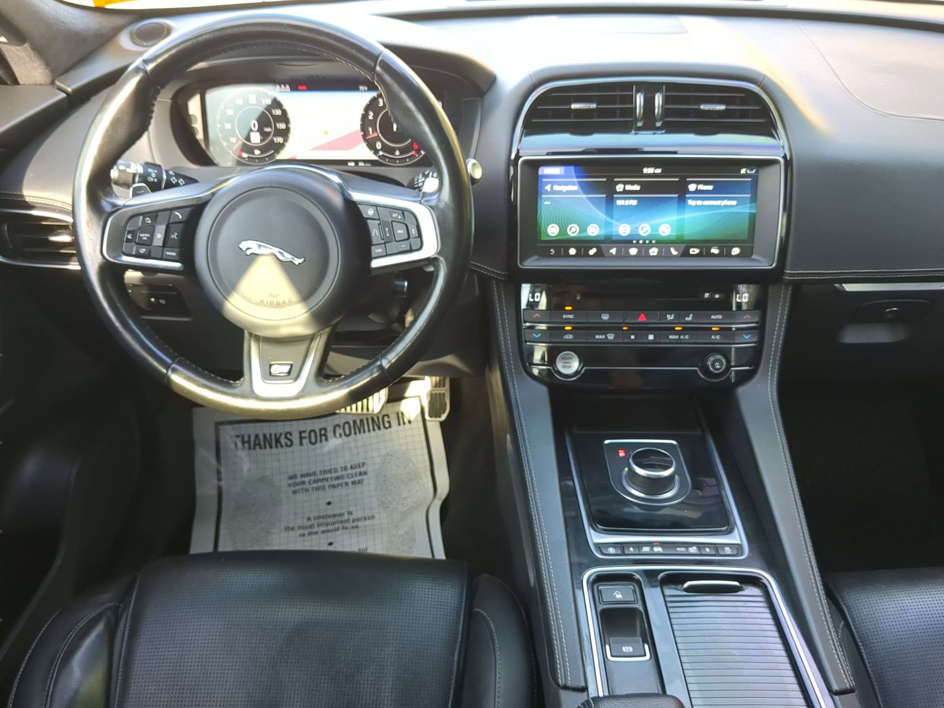 Used 2019 Jaguar F-PACE S image 43