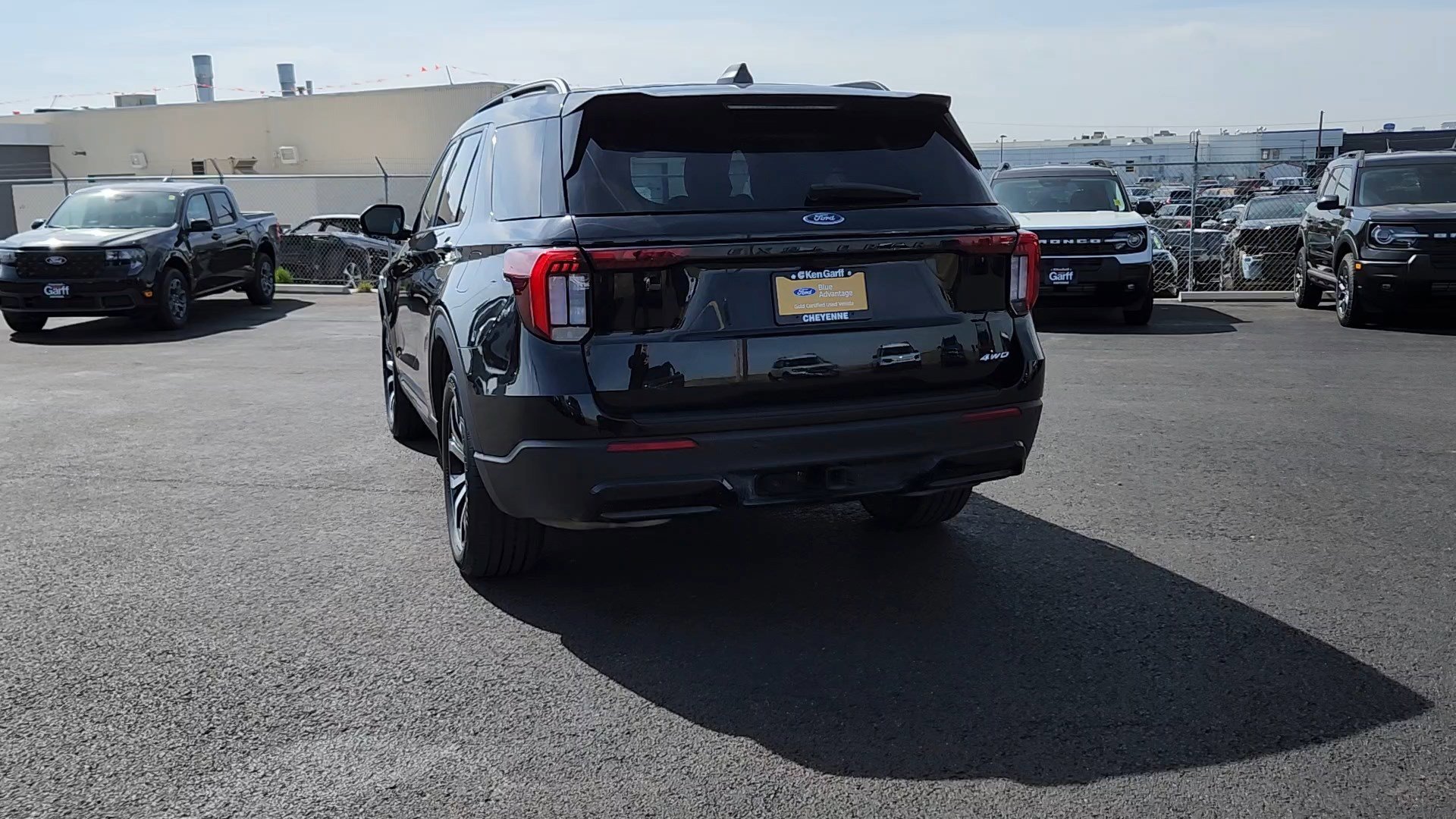 Certified 2025 Ford Explorer ST-Line image 4