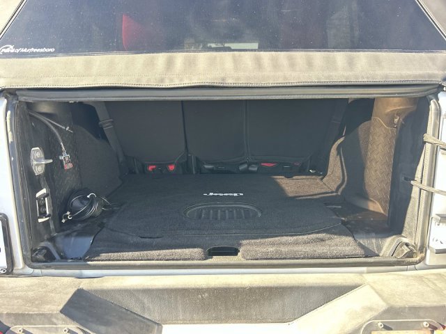 Used 2017 Jeep Wrangler Unlimited Sahara AWD/4WD image 22