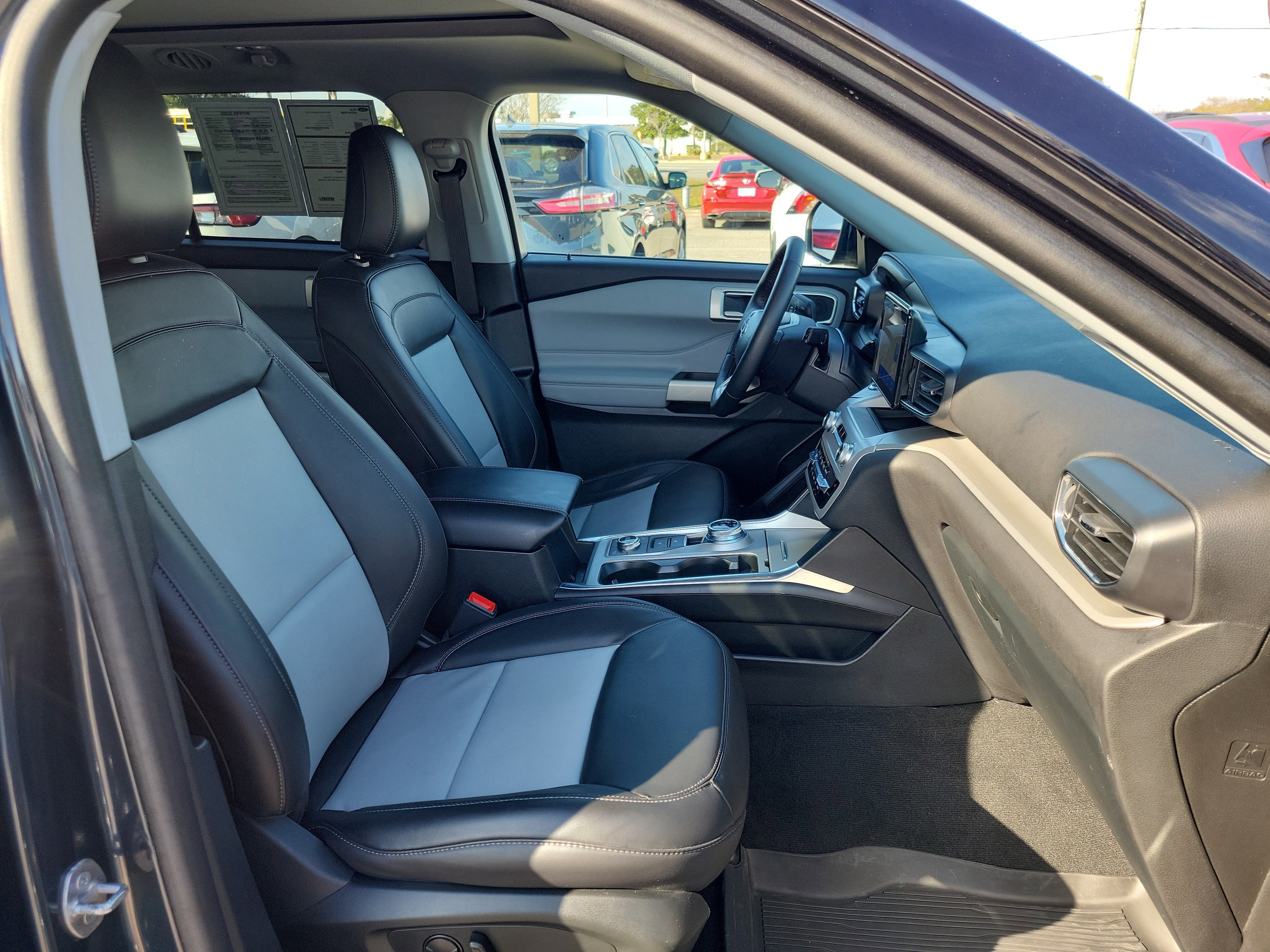 Certified 2023 Ford Explorer XLT w/ Equipment Group 202A image 30