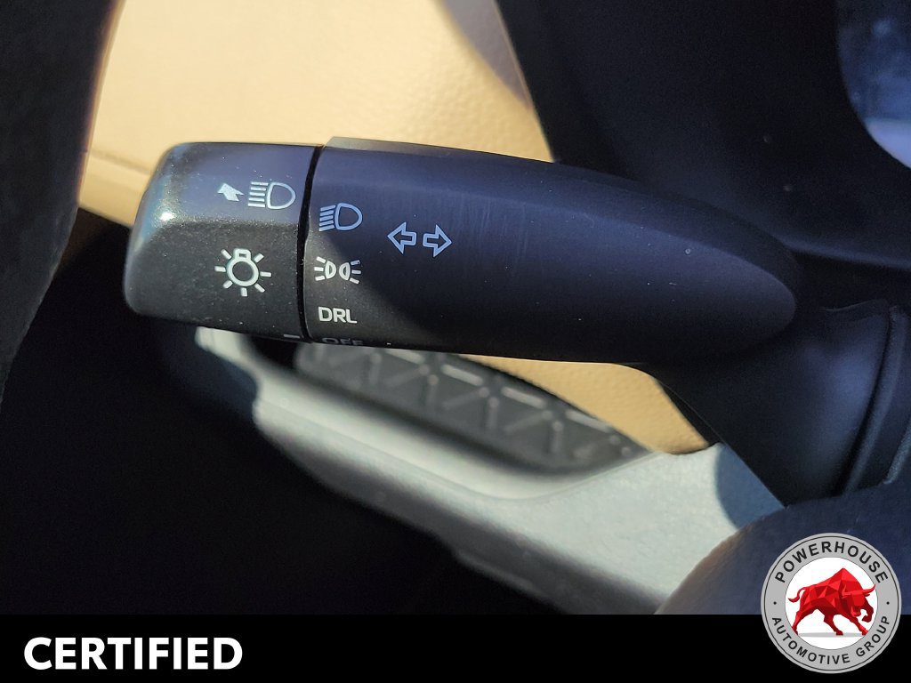 Used 2024 Toyota RAV4 LE FWD image 30
