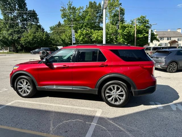 Certified 2023 Ford Explorer XLT w/ Equipment Group 202A AWD/4WD image 12