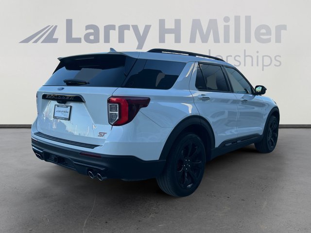 Certified 2022 Ford Explorer ST w/ Equipment Group 401A image 5