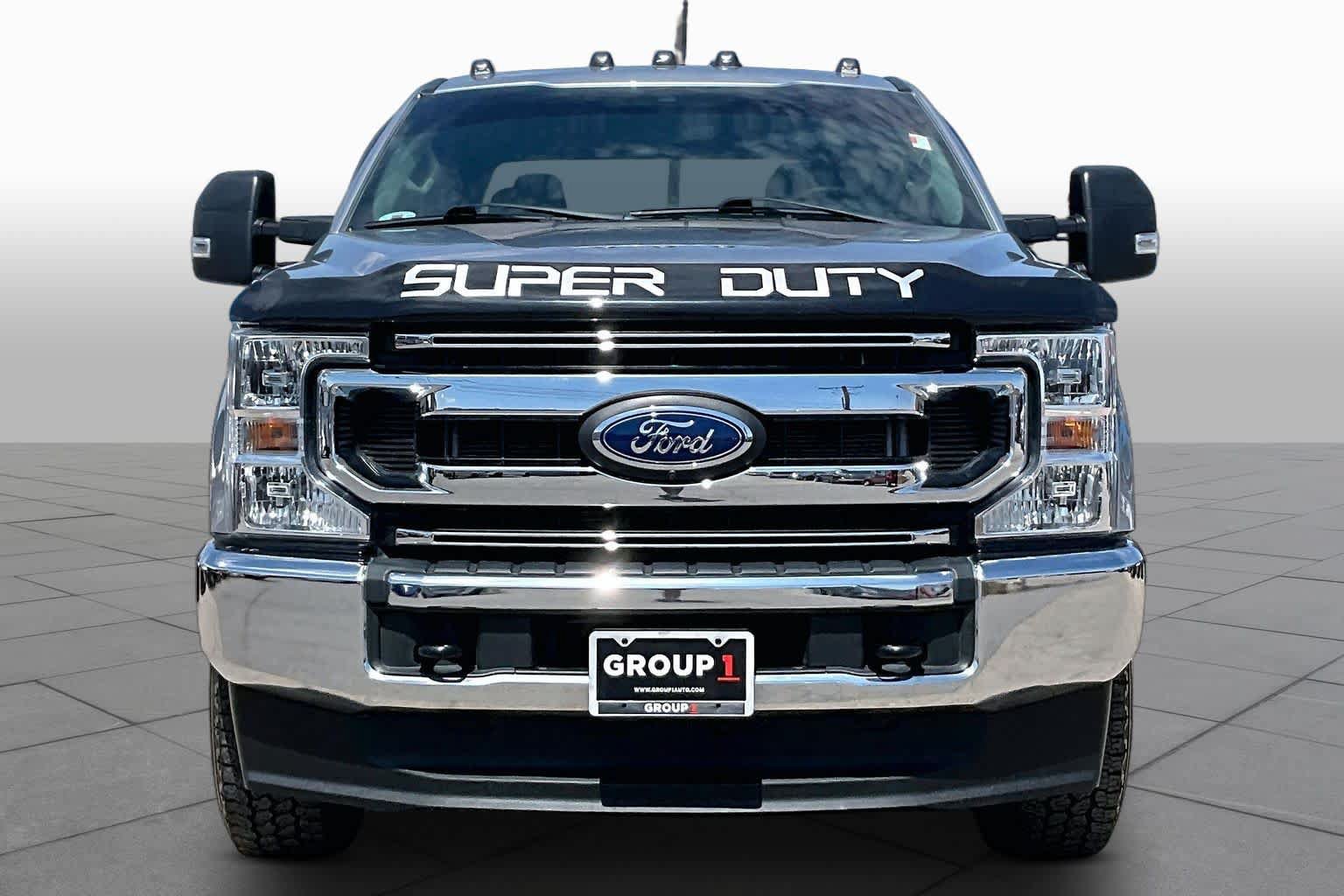 Certified 2022 Ford F250 4x4 Crew Cab Super Duty image 4