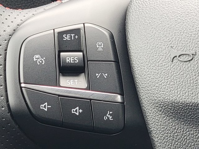 Certified 2024 Ford Escape ST-Line w/ Tech Pack #1 FWD image 33