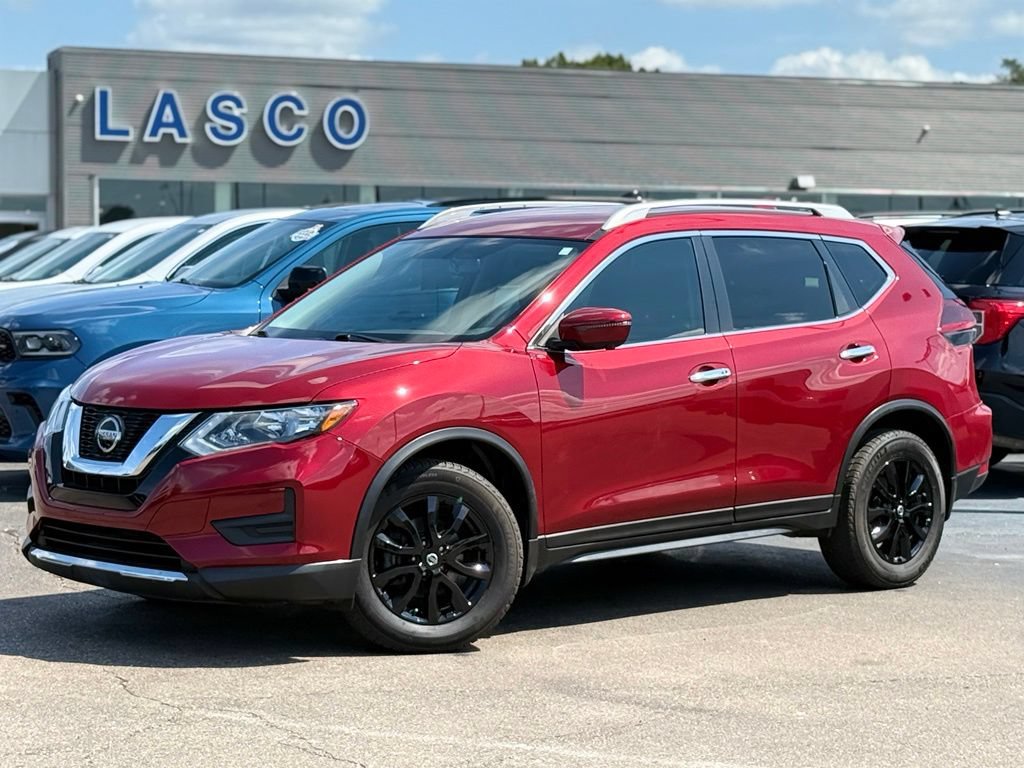 Used 2018 Nissan Rogue SV w/ Premium Package