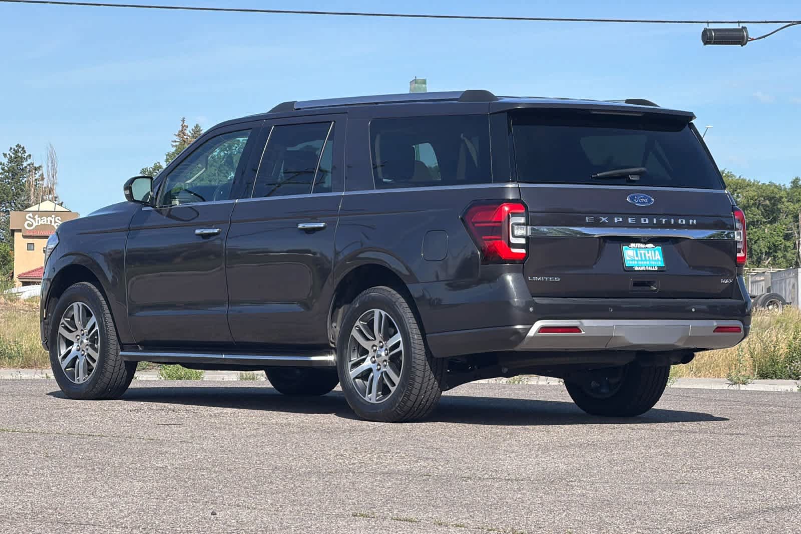 Certified 2022 Ford Expedition Max Limited AWD/4WD image 6