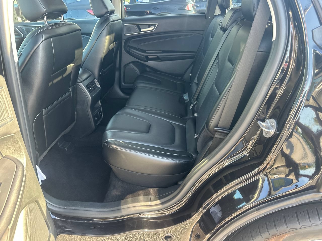 Certified 2022 Ford Edge Titanium AWD/4WD image 23
