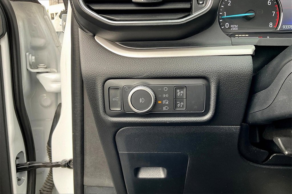 Certified 2020 Ford Explorer XLT w/ Equipment Group 202A image 35