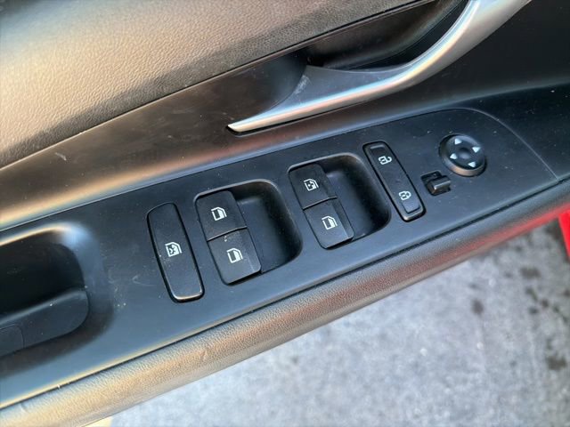 Used 2021 Hyundai Elantra SEL image 15