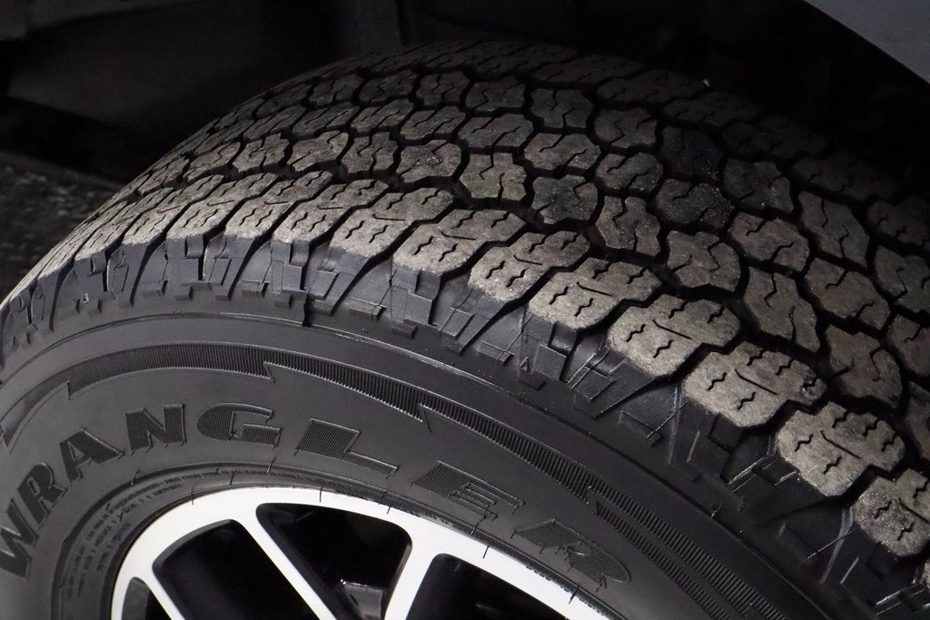 Certified 2021 Ford F150 XLT w/ Equipment Group 301A Mid image 19