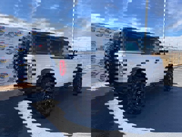 Certified 2023 Ford Bronco Wildtrak image 3