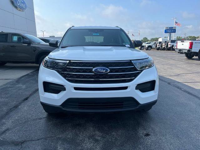 Certified 2023 Ford Explorer XLT AWD/4WD image 2