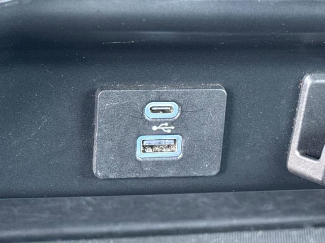 Certified 2022 Ford F150 Lariat image 36