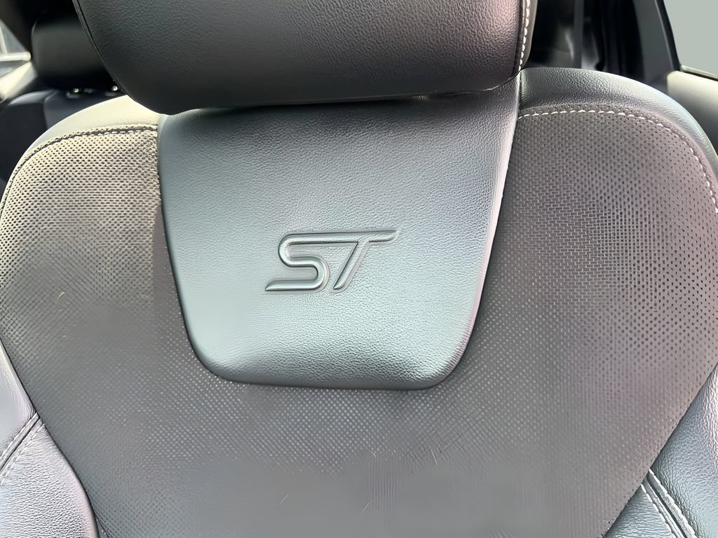 Certified 2019 Ford Edge ST w/ Convenience Package AWD/4WD image 30