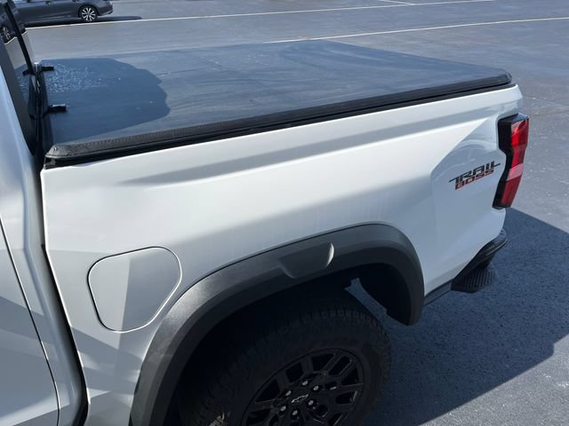 Used 2023 Chevrolet Colorado Trail Boss w/ Technology Package AWD/4WD image 11