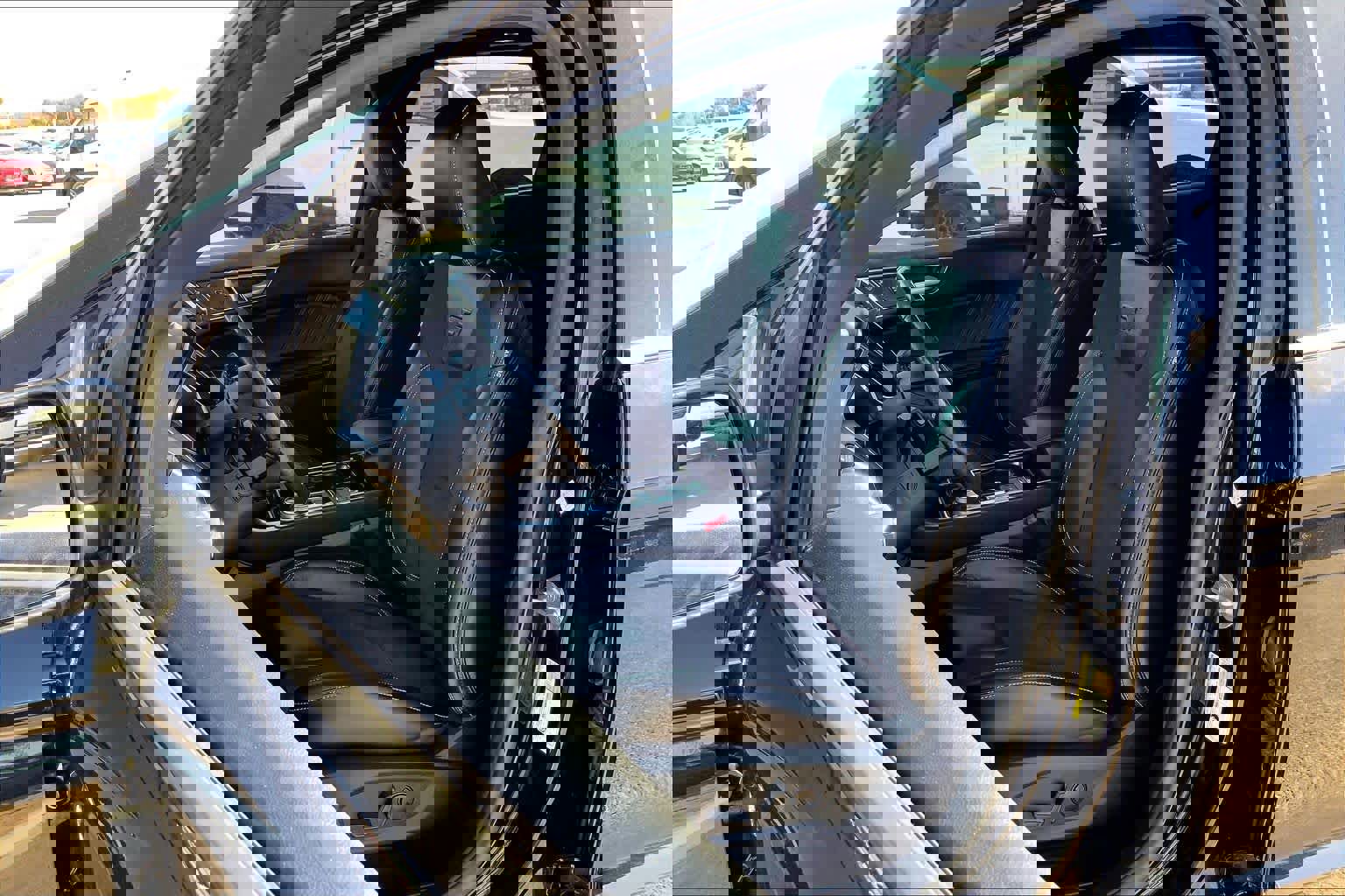 Certified 2020 Ford Edge ST w/ Cold Weather Package image 9