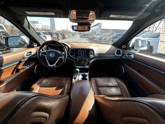 Used 2019 Jeep Grand Cherokee Summit w/ Platinum Series Group image 16