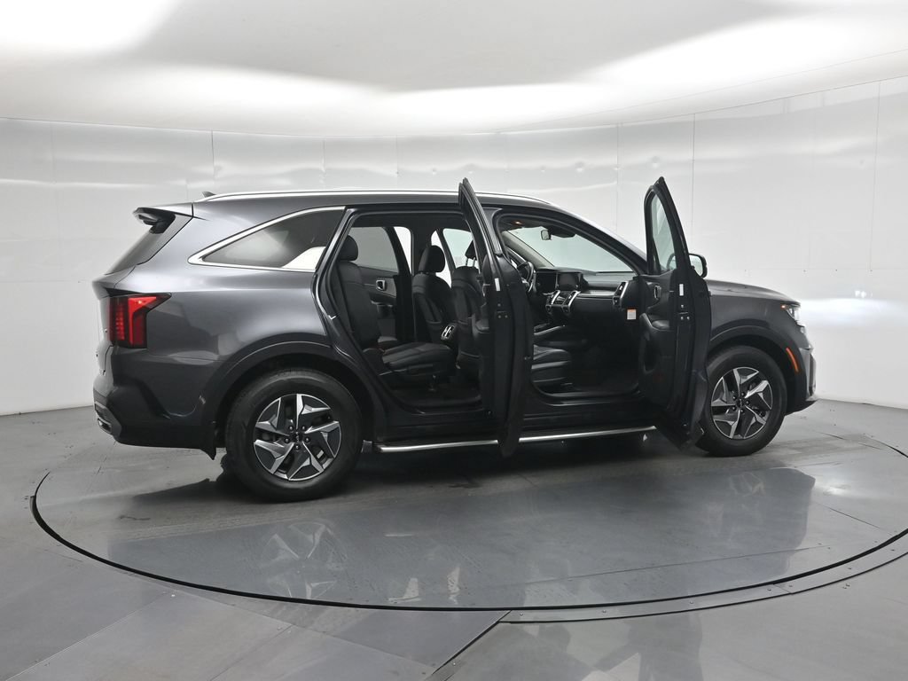 Used 2022 Kia Sorento EX FWD image 4