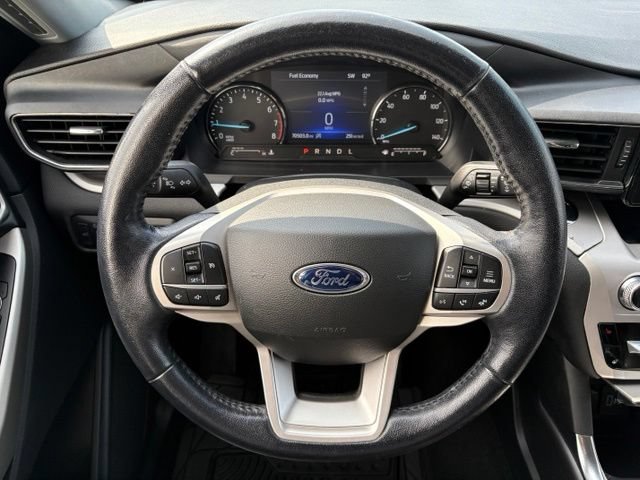 Certified 2022 Ford Explorer XLT w/ Equipment Group 202A AWD/4WD image 29