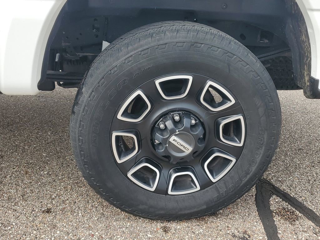 Certified 2024 Ford F250 Platinum AWD/4WD image 5