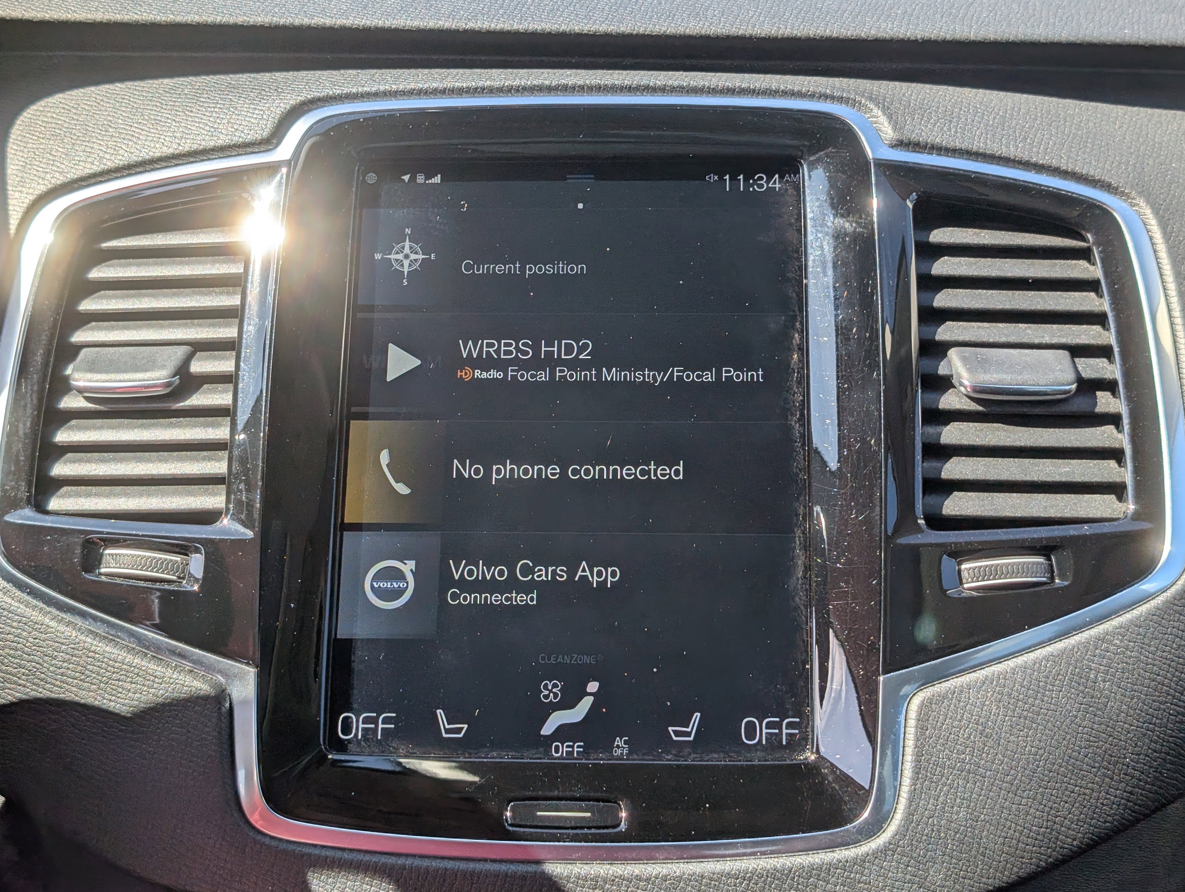 Used 2021 Volvo XC90 T6 Momentum w/ Advanced Package image 32