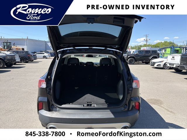 Certified 2021 Ford Escape Titanium w/ Titanium Elite Package AWD/4WD image 33