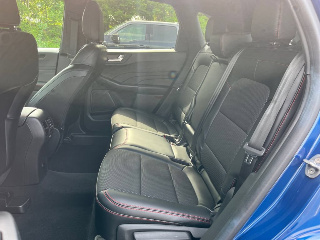Certified 2023 Ford Escape ST-Line Select w/ Tech Pack #1 AWD/4WD image 19