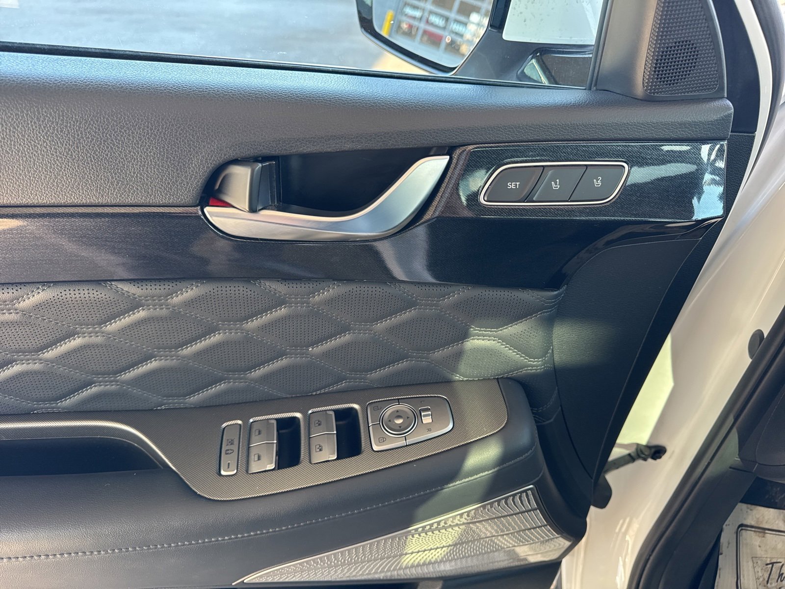 Used 2021 Hyundai Palisade Calligraphy image 25