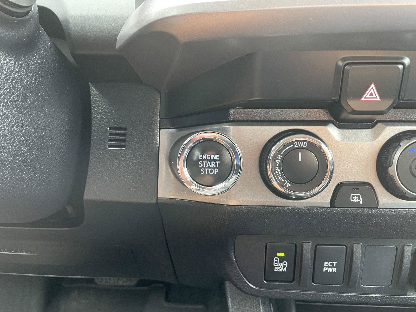 Used 2023 Toyota Tacoma SR5 w/ Technology Package AWD/4WD image 24