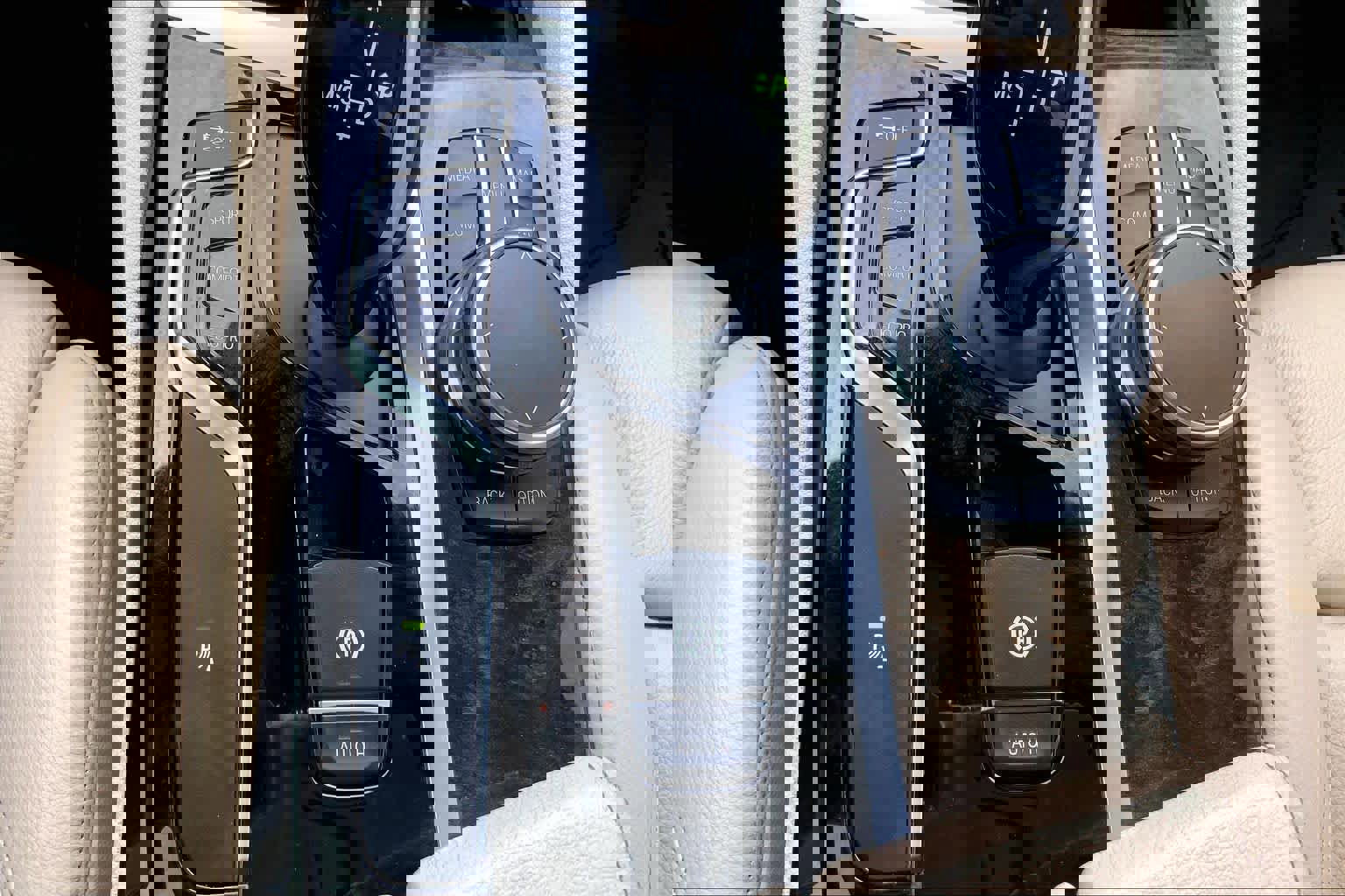 Used 2018 BMW 530i image 36