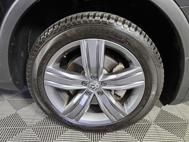 Used 2019 Volkswagen Tiguan SEL Premium AWD/4WD image 9