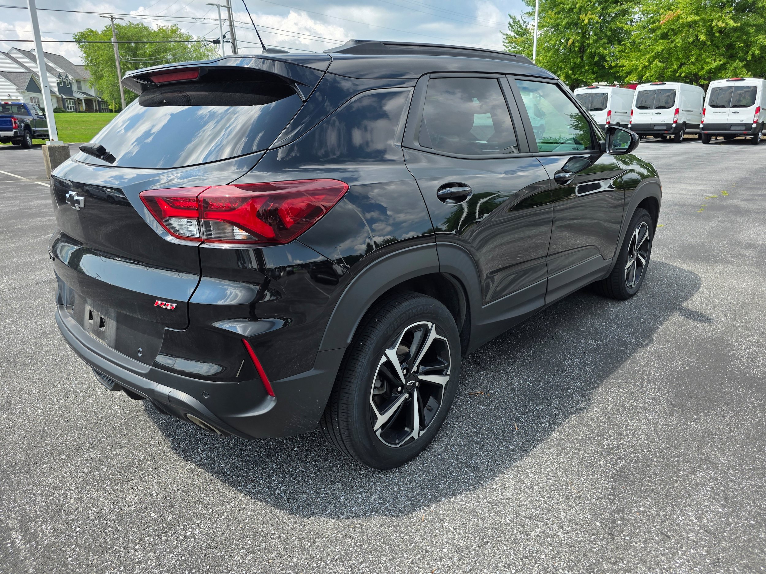 Used 2023 Chevrolet TrailBlazer RS w/ Sun and Liftgate Package AWD/4WD image 3