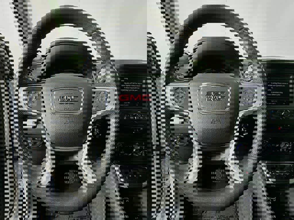 Used 2022 GMC Terrain SLE w/ Driver Convenience Package image 19