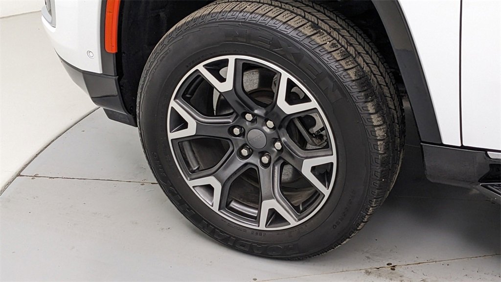 Used 2024 Jeep Wagoneer Series III image 4