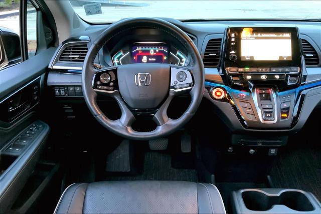 Used 2023 Honda Odyssey Elite image 7