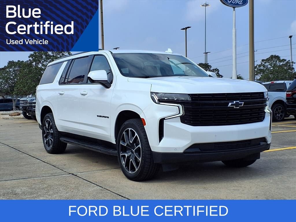 Used 2024 Chevrolet Suburban RST image 4