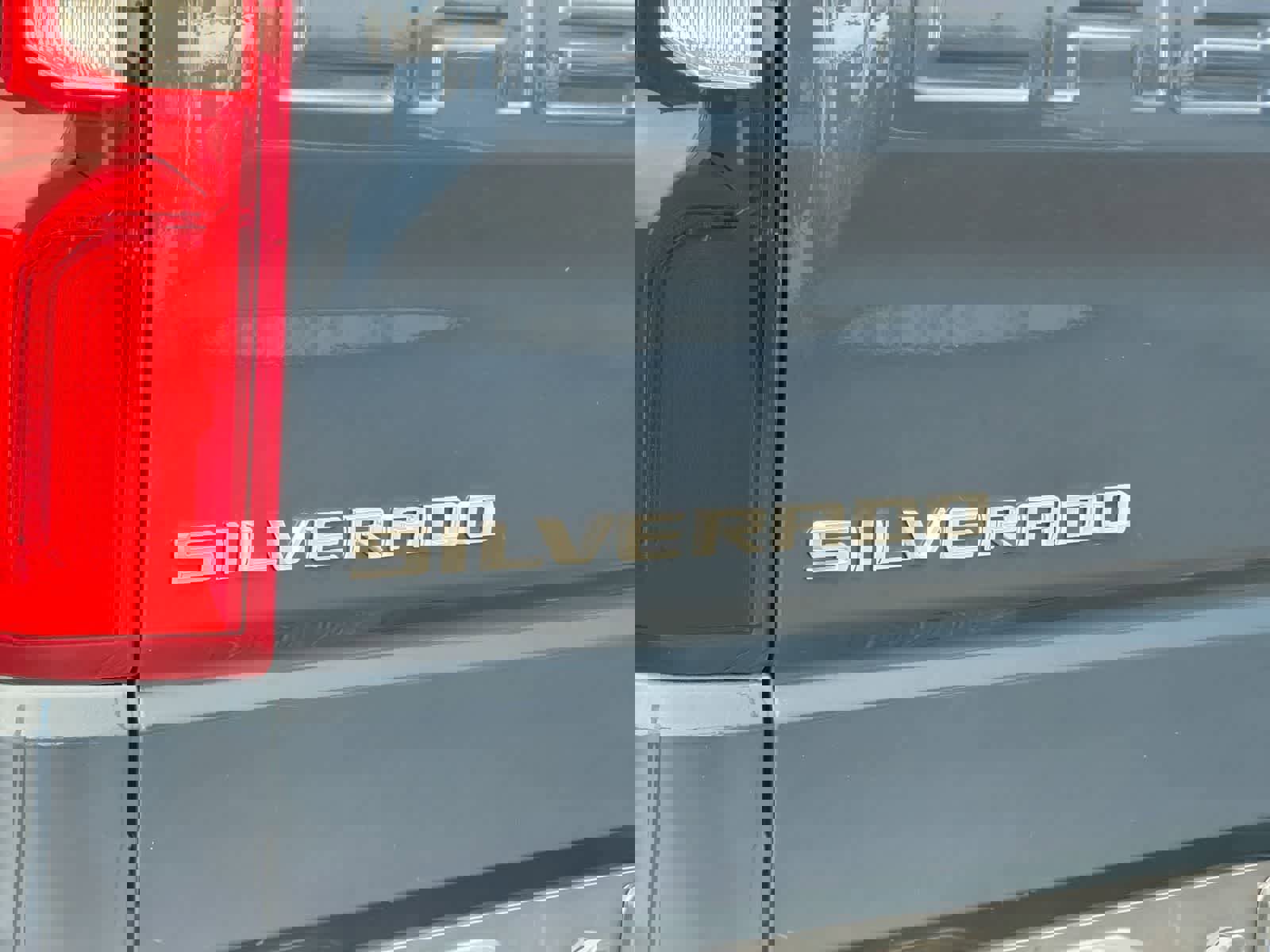 Used 2021 Chevrolet Silverado 1500 RST w/ Convenience Package II image 13