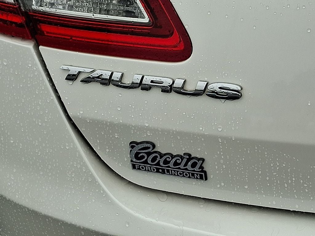 Certified 2018 Ford Taurus Limited AWD/4WD image 29