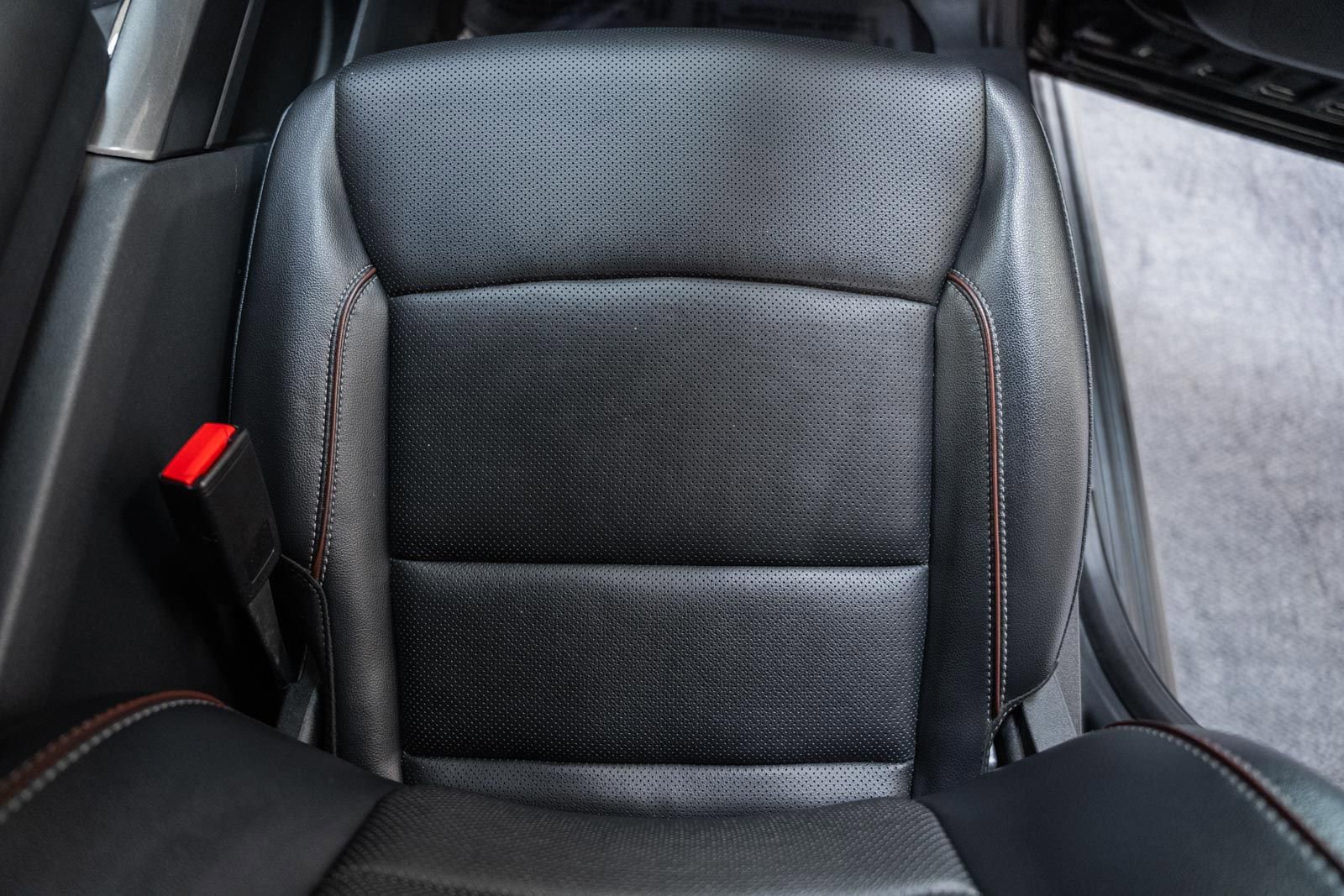 Certified 2023 Ford F150 Lariat w/ Equipment Group 502A High image 42