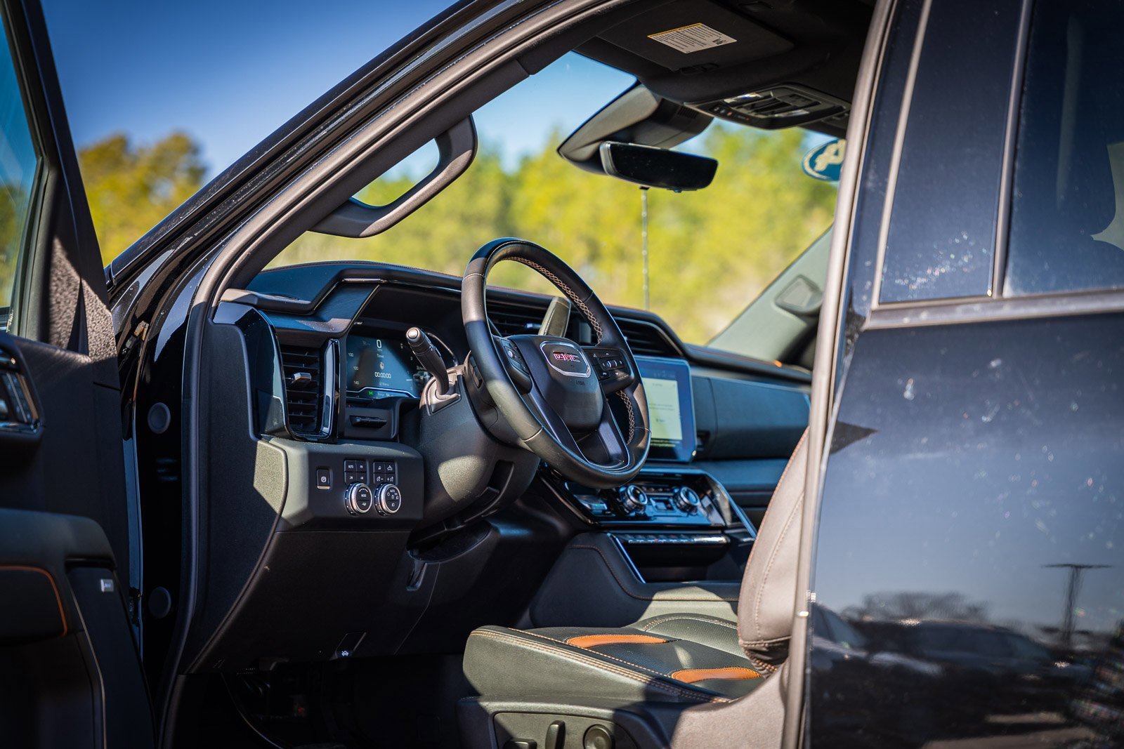 Used 2024 GMC Sierra 2500 AT4 w/ AT4 Premium Plus Package image 27