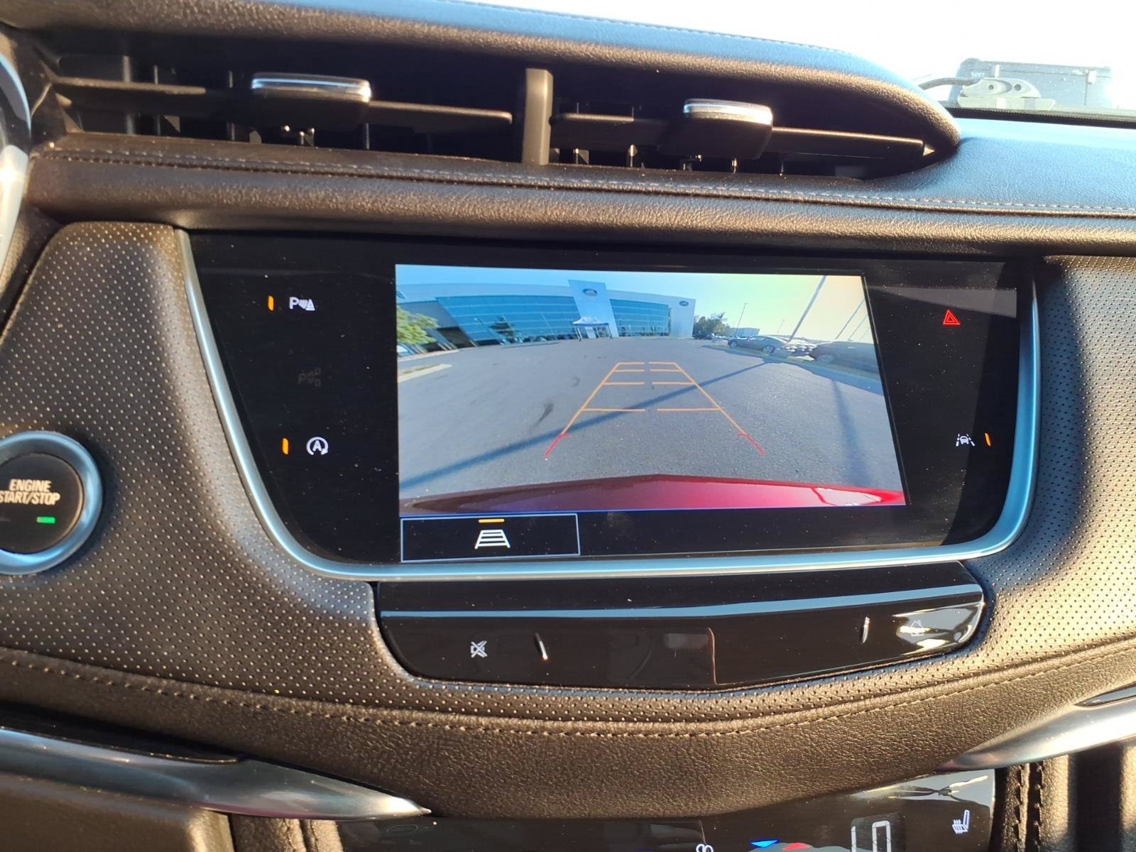 Used 2024 Cadillac XT6 Luxury FWD image 24