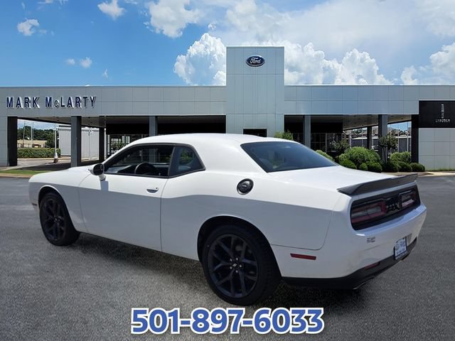 Used 2019 Dodge Challenger SXT w/ Blacktop Package RWD image 3