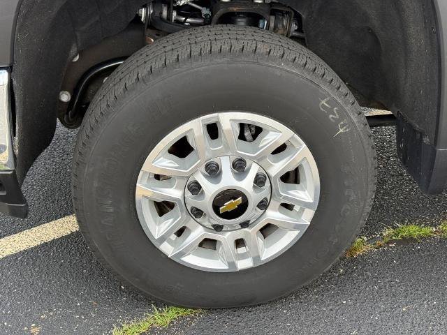 Used 2025 Chevrolet Silverado 2500 LT w/ Convenience Package AWD/4WD image 7