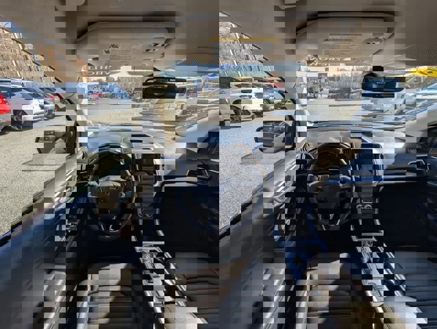 Certified 2024 Ford Edge SEL w/ Convenience Package image 15