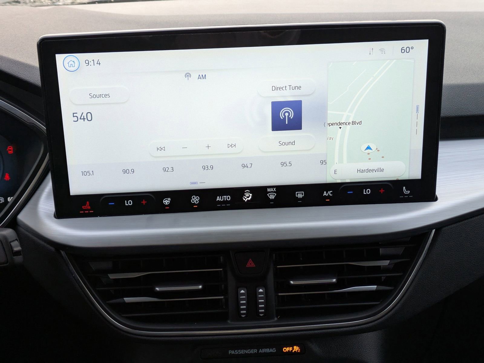 Certified 2025 Ford Escape Platinum image 20