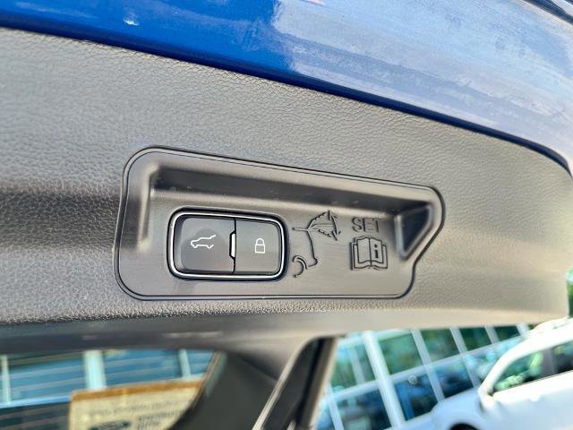 Certified 2022 Ford Explorer ST-Line w/ Class IV Trailer Tow Package image 33