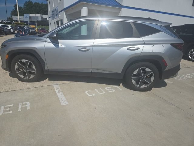 Used 2025 Hyundai Tucson SEL FWD image 39
