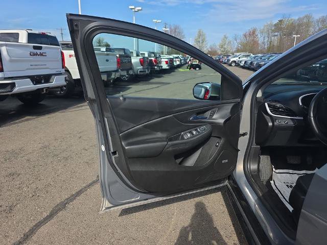 Used 2017 Chevrolet Volt LT w/ Comfort Package image 20