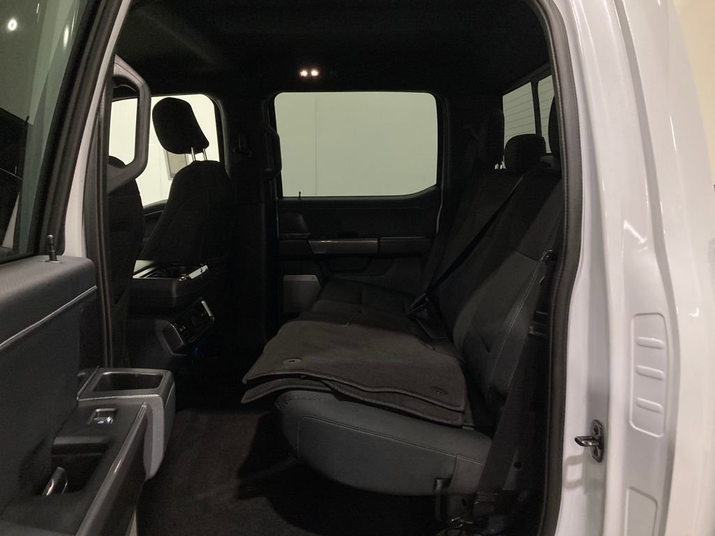 Certified 2022 Ford F150 XLT w/ Equipment Group 302A High image 19